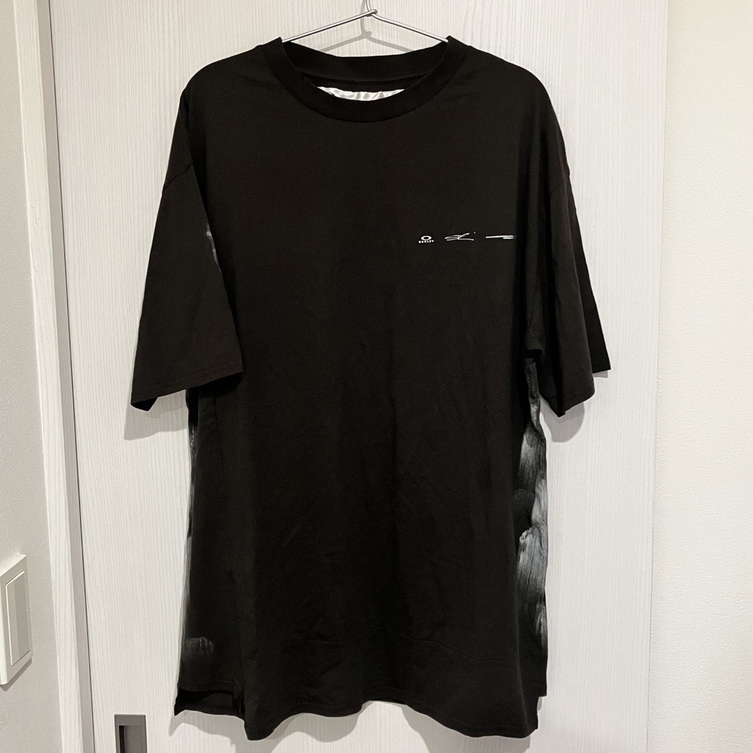 Oakley(オークリー)のOakley オークリー Tシャツ ブラック テック系 Y2K 菅田将暉 メンズのトップス(Tシャツ/カットソー(半袖/袖なし))の商品写真