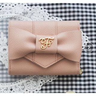 メゾンドフルール(Maison de FLEUR)のMaison de FLEUR ベルトリボンミニウォレット (財布)