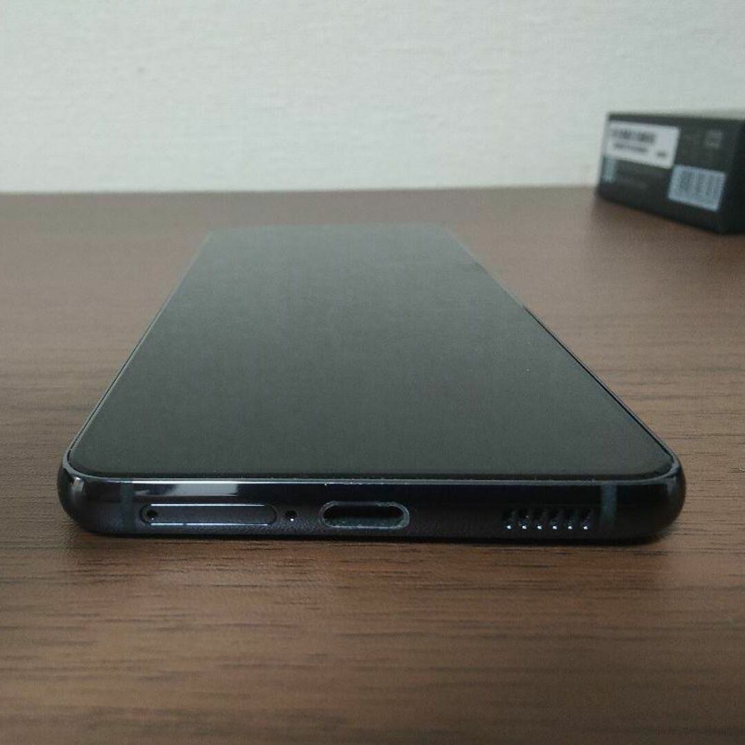 Galaxy S21 5G au Phantom Gray 256GB スマホ/家電/カメラのスマートフォン/携帯電話(スマートフォン本体)の商品写真