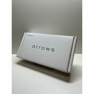 フジツウ(富士通)の【未使用品】arrows U 801FJ（ホワイト）SIMロック解除済み①(スマートフォン本体)