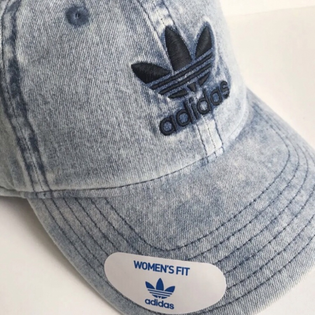 adidas(アディダス)のレア【新品】アディダス USA レディース デニム キャップ ブルー レディースの帽子(キャップ)の商品写真