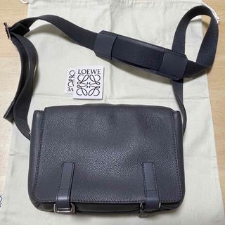 ロエベ(LOEWE)のしゅん様専用　ミリタリー メッセンジャーバッグ XS (ソフトグレインカーフ)(メッセンジャーバッグ)