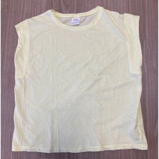 ザラ(ZARA)のZARA 半袖Tシャツ　イエロー(Tシャツ/カットソー)