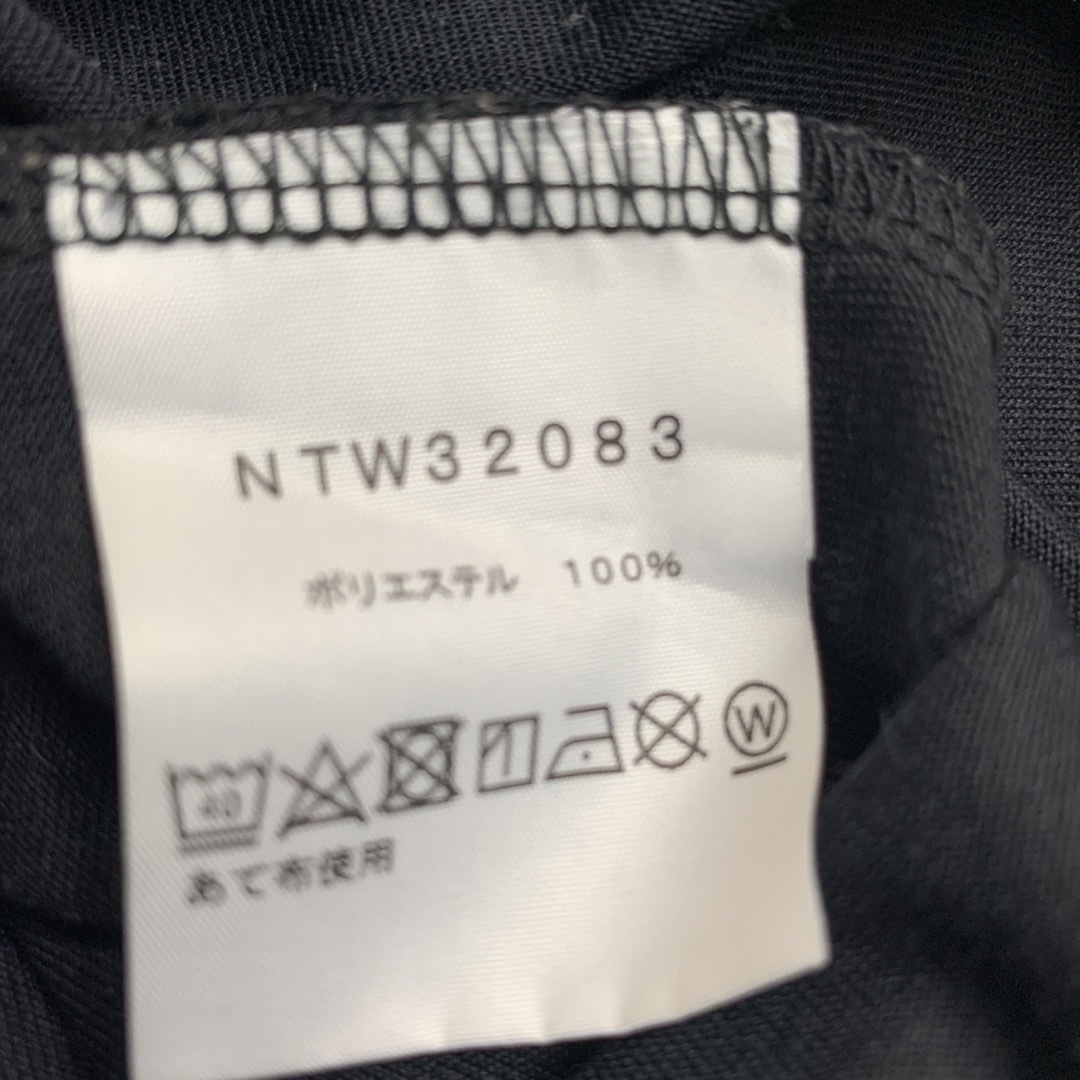 THE NORTH FACE(ザノースフェイス)のノースフェイス　THE NORTH FACE  黒Tシャツ　半袖Tシャツ　 レディースのトップス(Tシャツ(半袖/袖なし))の商品写真