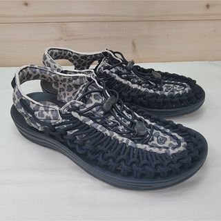 キーン(KEEN)のキーン ウィメンズ ユニーク レオパード  23.5㎝(サンダル)