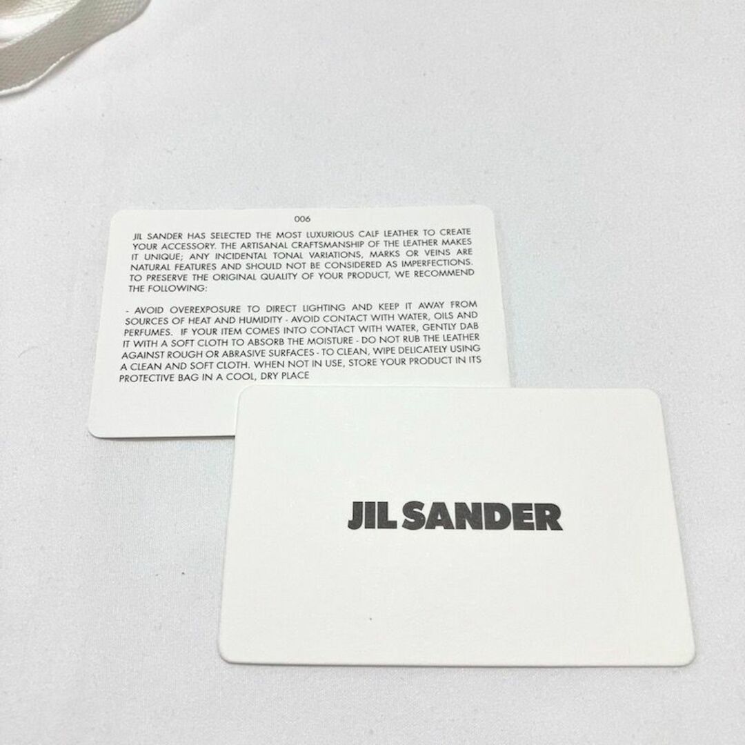 Jil Sander(ジルサンダー)の新品 22aw JIL SANDER ハートレザーポーチ 5022 レディースのファッション小物(財布)の商品写真