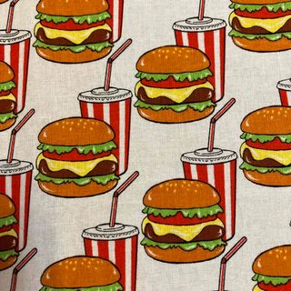 専用です。2枚セット ハンバーガーとジュース柄✨オフ白地✨生地ハギレ