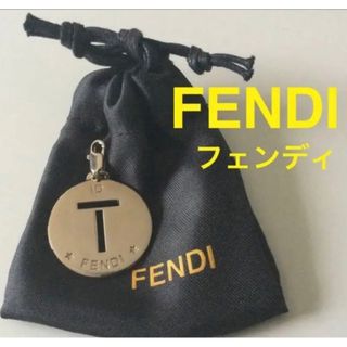 フェンディ イニシャルネックレスの通販 17点 | FENDIを買うならラクマ