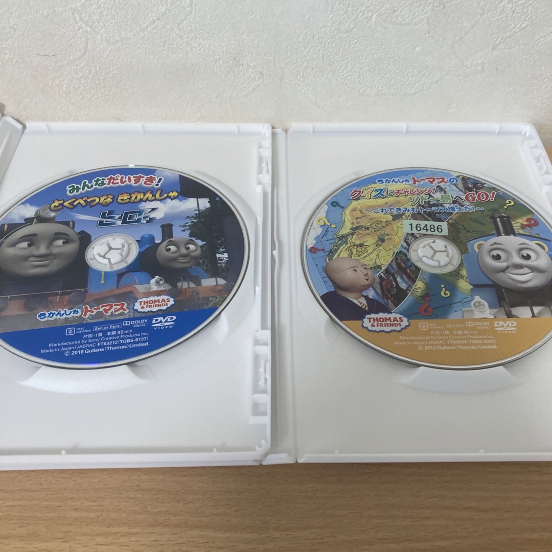 THOMAS(トーマス)のきかんしゃトーマス　 DVD  2本　　とク エンタメ/ホビーのDVD/ブルーレイ(キッズ/ファミリー)の商品写真