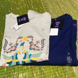 ユニクロ(UNIQLO)の専用です。tシャツ2枚。ユニクロ アナスイM青　 L ライトグレー 鳥(Tシャツ(半袖/袖なし))