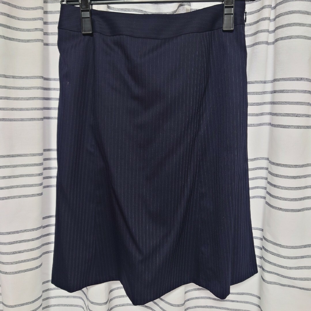 AOKI(アオキ)のAOKI＆CanCamコラボ ネイビー ストライプ スカート レディースのフォーマル/ドレス(スーツ)の商品写真