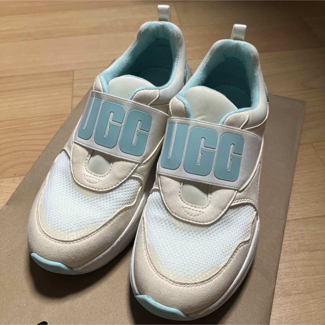 UGG(アグ)のアグ UGG  LA FLEX スニーカー （ホワイト×スカイ） 22.5cm レディースの靴/シューズ(スニーカー)の商品写真