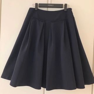 フォクシー(FOXEY)の♡極美品♡ FOXEY ナタリー スカート 40 ミッドナイトブルー 紺(ひざ丈スカート)