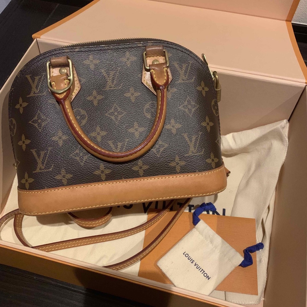 LOUIS VUITTON(ルイヴィトン)のルイヴィトン アルマBB  レディースのバッグ(ショルダーバッグ)の商品写真