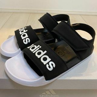 adidas - 【新品！】23.5cm アディダス　カジュアルサンダル【送料無料！】