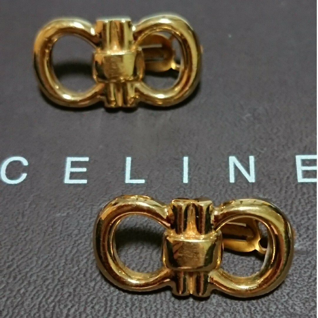 celine(セリーヌ)のセリーヌ ホースビットヴィンテージイヤリング レディースのアクセサリー(イヤリング)の商品写真