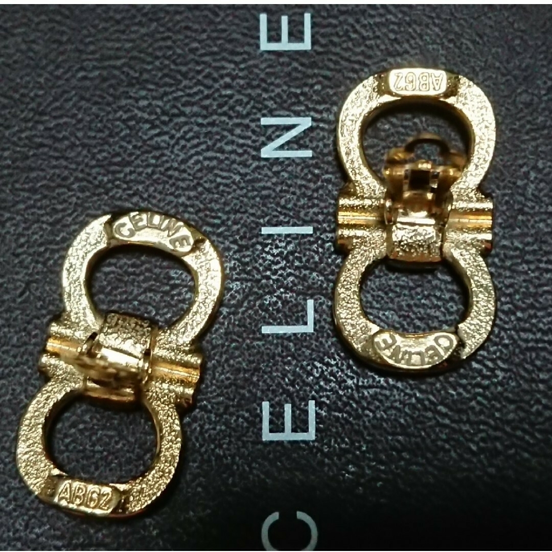 celine(セリーヌ)のセリーヌ ホースビットヴィンテージイヤリング レディースのアクセサリー(イヤリング)の商品写真