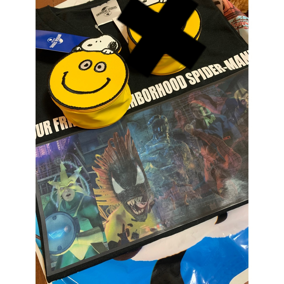 USJ スパイダーマン　Tシャツ　スヌーピー　ポーチ エンタメ/ホビーのおもちゃ/ぬいぐるみ(キャラクターグッズ)の商品写真