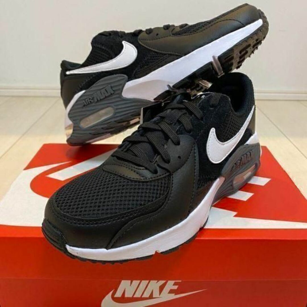 【新品！】23.5cm NIKE AIR MAX【送料無料！】