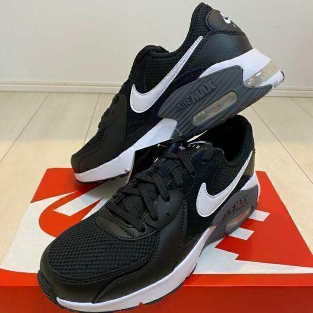 【新品！】23.5cm NIKE AIR MAX【送料無料！】