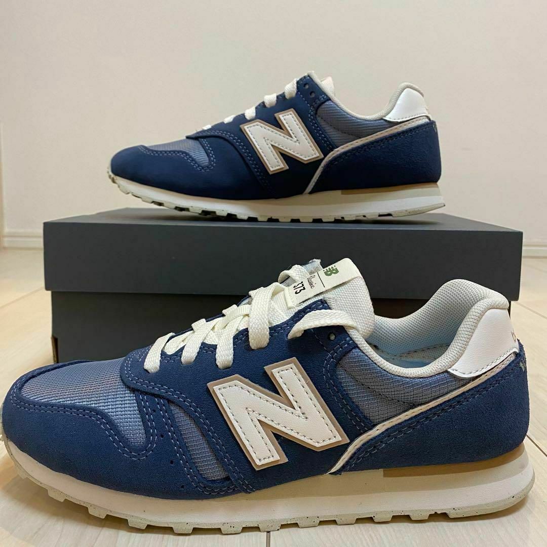 New Balance(ニューバランス)の【新品！】23.5cm ニューバランス　ネイビー　スニーカー！【送料無料！】 レディースの靴/シューズ(スニーカー)の商品写真