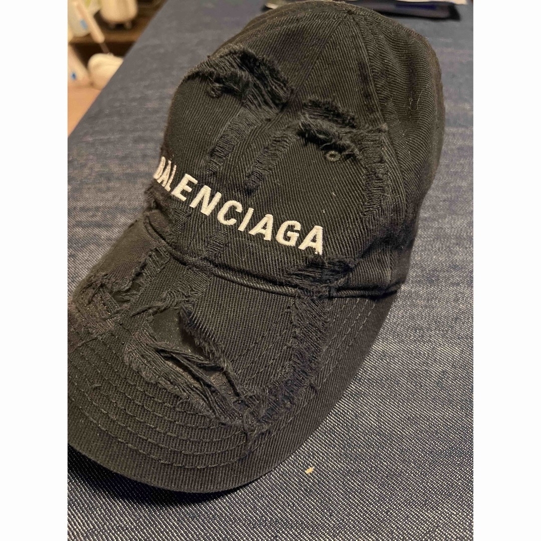 BALENCIAGA ダメージ 帽子 キャップ