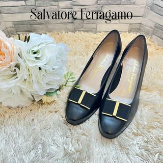 サルヴァトーレフェラガモ(Salvatore Ferragamo)のSalvatore Ferragamo/ヴァラリボン/ブラック/マドニエ(ハイヒール/パンプス)