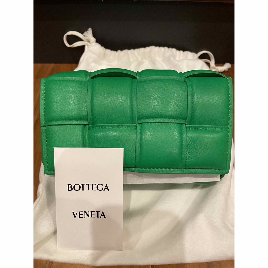 Bottega Veneta(ボッテガヴェネタ)のBottega Veneta Padded Cassette//8月中迄出品// レディースのバッグ(ショルダーバッグ)の商品写真