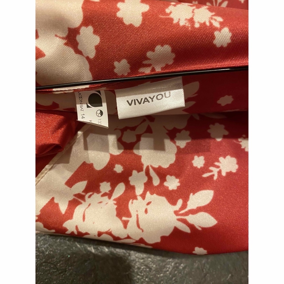 VIVAYOU(ビバユー)の新品VIVAYOU 晴雨兼用傘　折りたたみ傘 レディースのファッション小物(傘)の商品写真