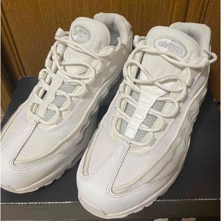 ナイキ(NIKE)のNIKE AIR MAX 95 ESSENTIAL ホワイト トリプルホワイト(スニーカー)