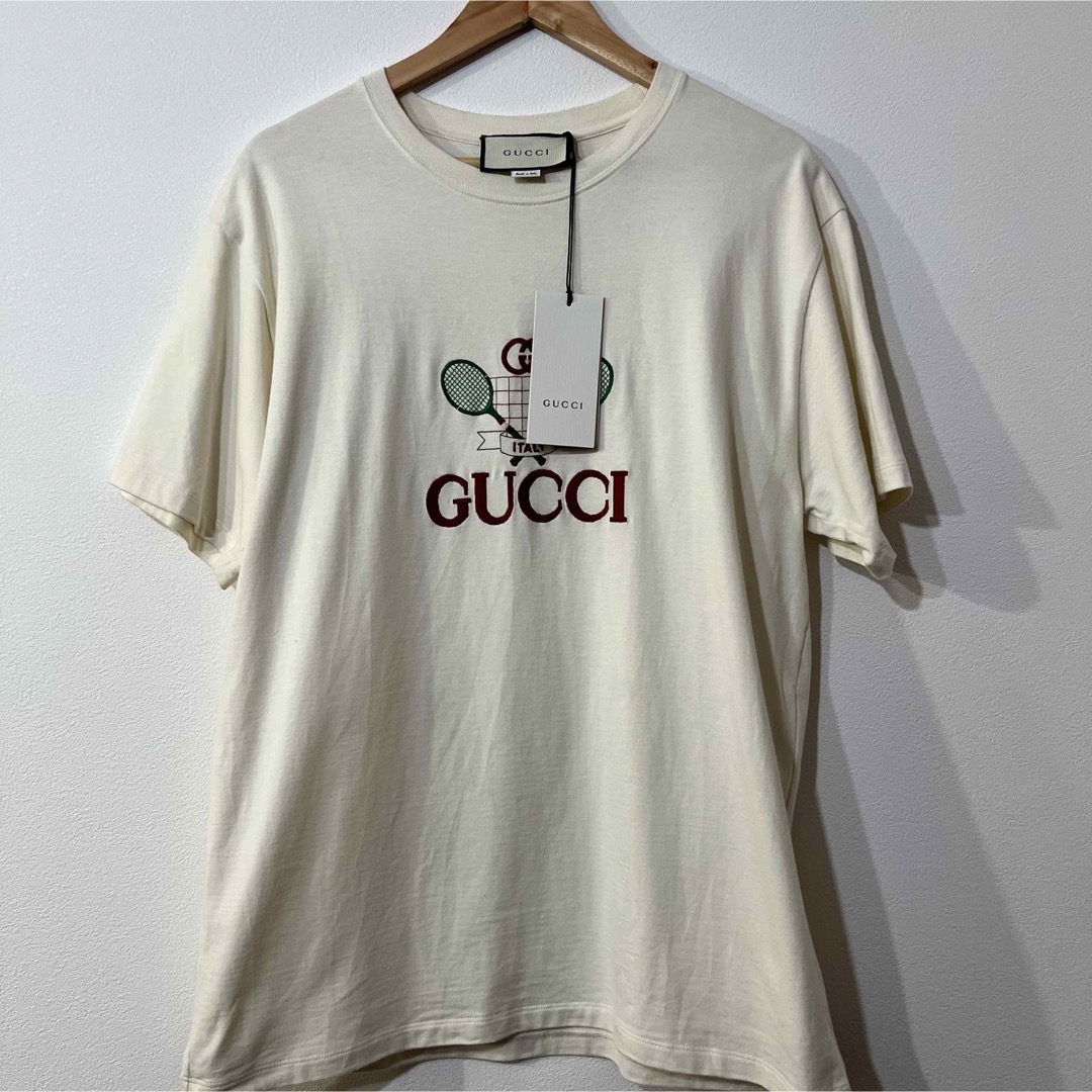 Gucci(グッチ)の【新品未使用、早い者勝ち!】GUCCI tシャツ　テニスロゴ刺繍　L メンズのトップス(Tシャツ/カットソー(半袖/袖なし))の商品写真