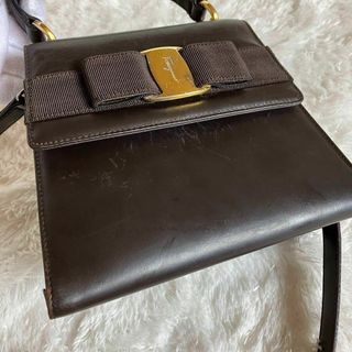 Salvatore Ferragamo - サルヴァトーレフェラガモ ヴァラリボン