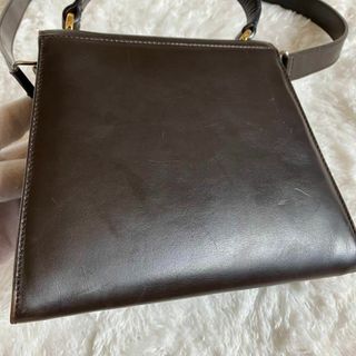 Salvatore Ferragamo - サルヴァトーレフェラガモ ヴァラリボン