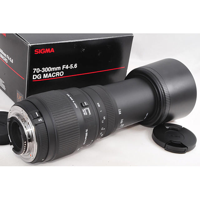 Nikon(ニコン)の⭐︎とても美品⭐︎70-300mm DG MACRO Nikon ニコン用✨ スマホ/家電/カメラのカメラ(レンズ(ズーム))の商品写真