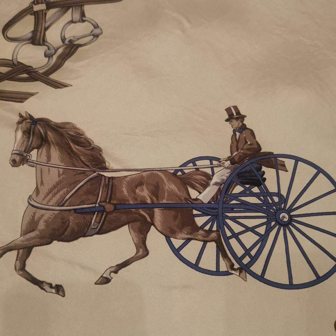 celine(セリーヌ)の1174 セリーヌ　スカーフ　シルク　馬車柄　ヴィンテージ レディースのファッション小物(バンダナ/スカーフ)の商品写真