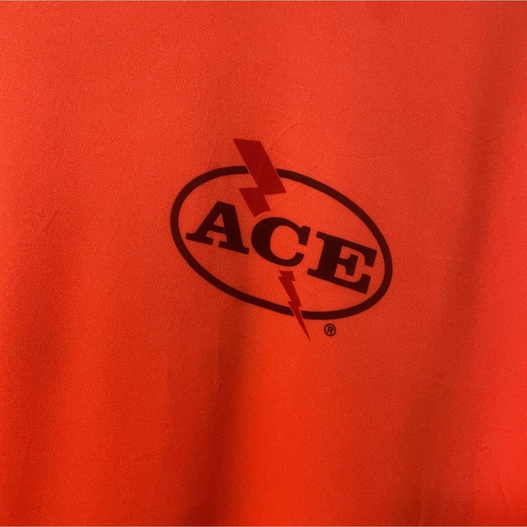 Tシャツ　XLサイズ　オレンジ　プリント　ロゴ　USA古着　半袖　ACE エース メンズのトップス(Tシャツ/カットソー(半袖/袖なし))の商品写真