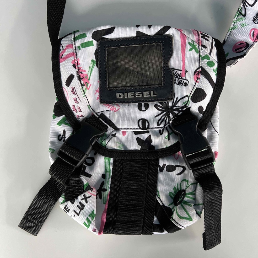 DIESEL(ディーゼル)のディーゼル　ショルダーバッグ　柄 レディースのバッグ(ショルダーバッグ)の商品写真