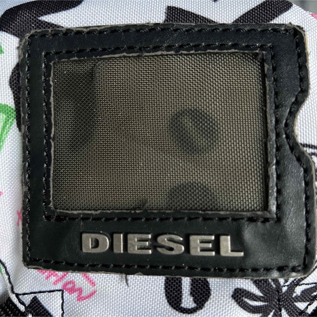 DIESEL(ディーゼル)のディーゼル　ショルダーバッグ　柄 レディースのバッグ(ショルダーバッグ)の商品写真