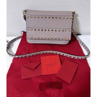 ヴァレンティノ(VALENTINO)のほぼ未使用！ヴァレンティノ⭐︎スタッズショルダーバッグ(ショルダーバッグ)