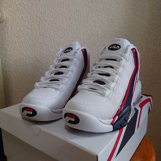 フィラ(FILA)のスタック２　28cm(スニーカー)