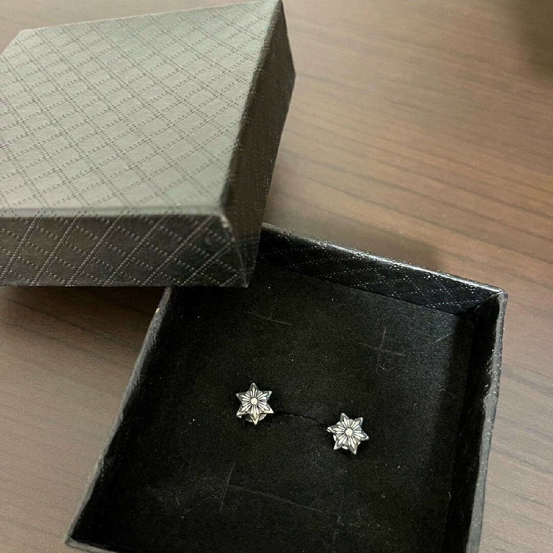 925刻印　シルバーピアス　クロスピアス　ピアス　星形　スター　片耳販売OK♪ メンズのアクセサリー(ピアス(両耳用))の商品写真