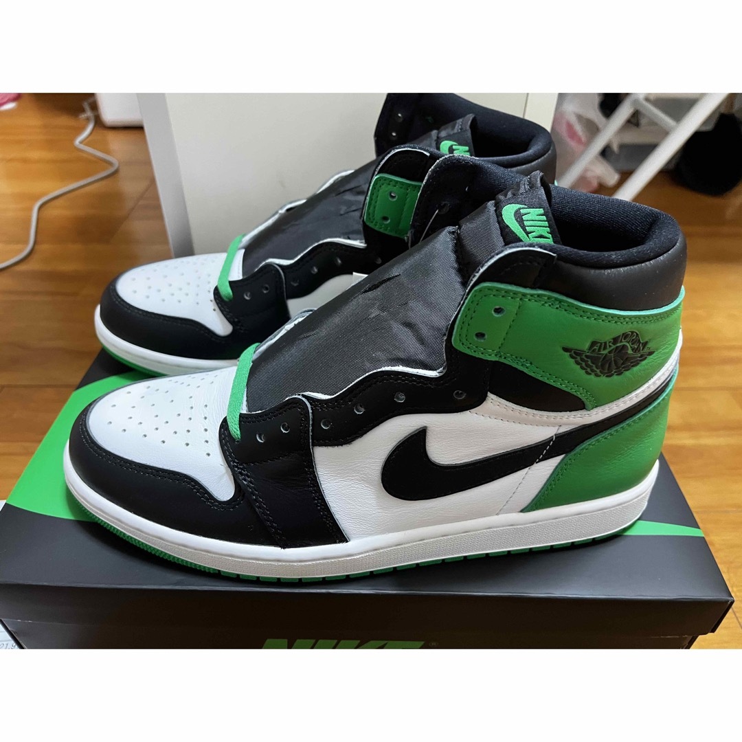 Jordan Brand（NIKE）(ジョーダン)のNike Air Jordan 1 Lucky Green メンズの靴/シューズ(スニーカー)の商品写真