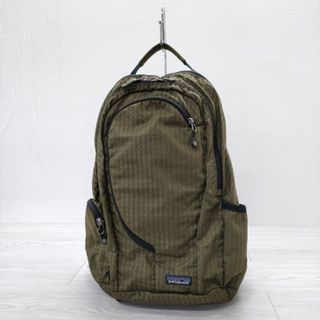 パタゴニア(patagonia)のpatagonia PC収納付き バックパック リュック・デイパック カーキ メンズ パタゴニア【中古】3-0626G◎(バッグパック/リュック)