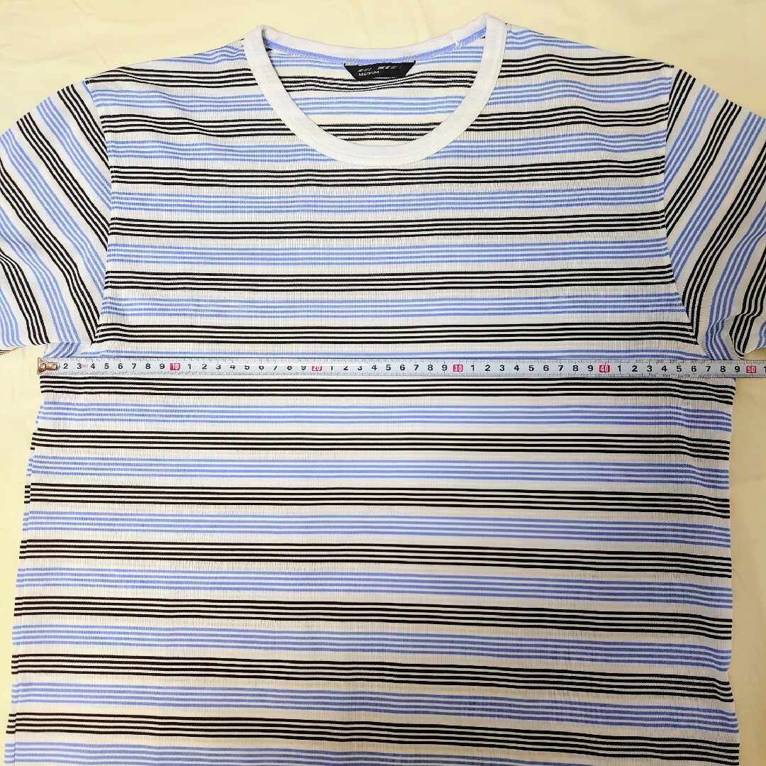 UNIQLO(ユニクロ)のユニクロ MEDIUM ポリエステル100％Tシャツ Sサイズ ボーダー柄 メンズのトップス(Tシャツ/カットソー(半袖/袖なし))の商品写真
