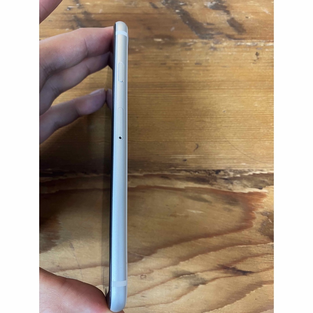 Apple iPhone SE 64GB 第2世代/2020年モデル/後期パッ…