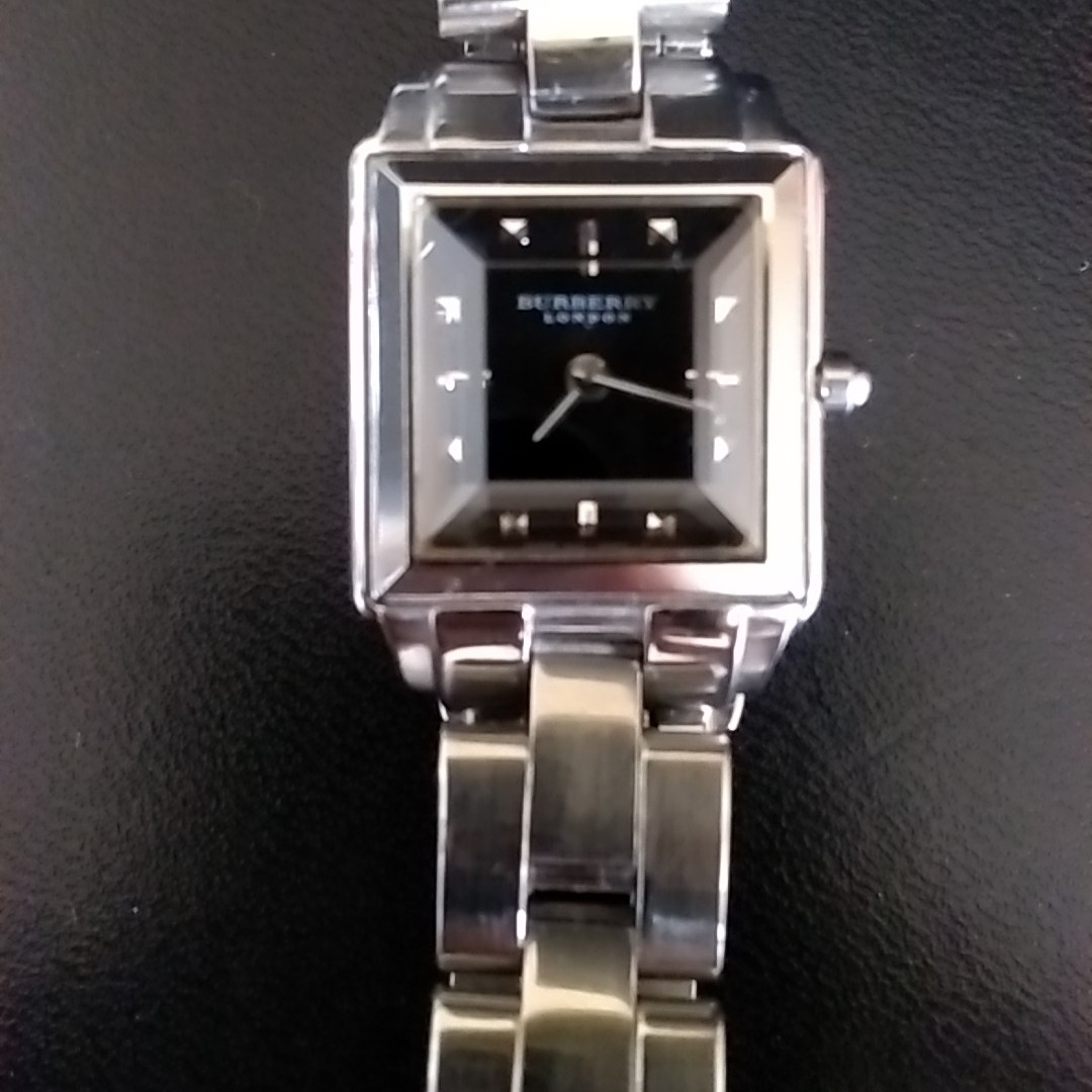 BURBERRY(バーバリー)のバーバリー腕時計　動作品 レディースのファッション小物(腕時計)の商品写真