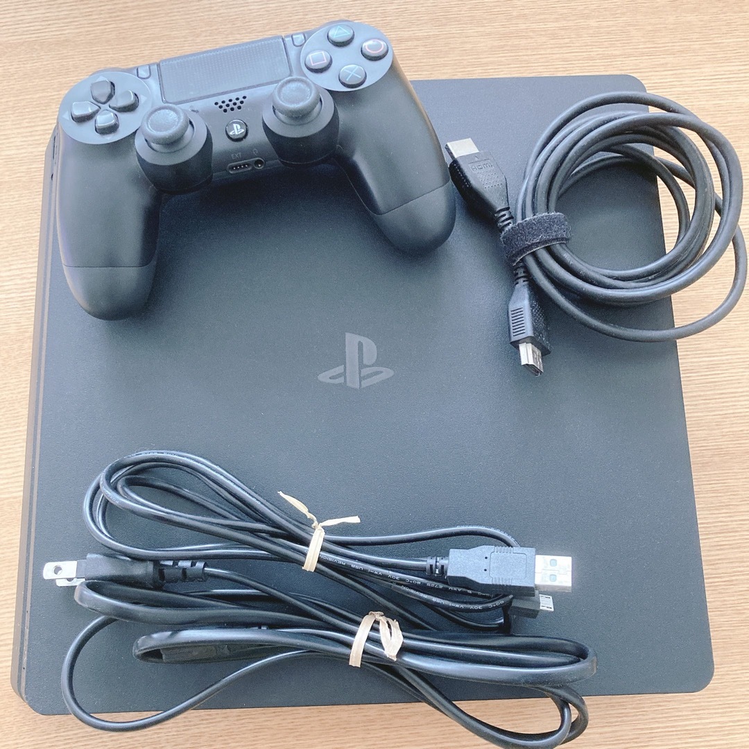 PS4 slim プレイステーション４　スリム　１TB