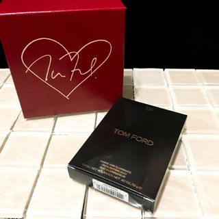 トムフォード(TOM FORD)のトムフォード☆シェイドアンドイルミネイト　ハイライティングデュオ☆ピーチライト(フェイスカラー)