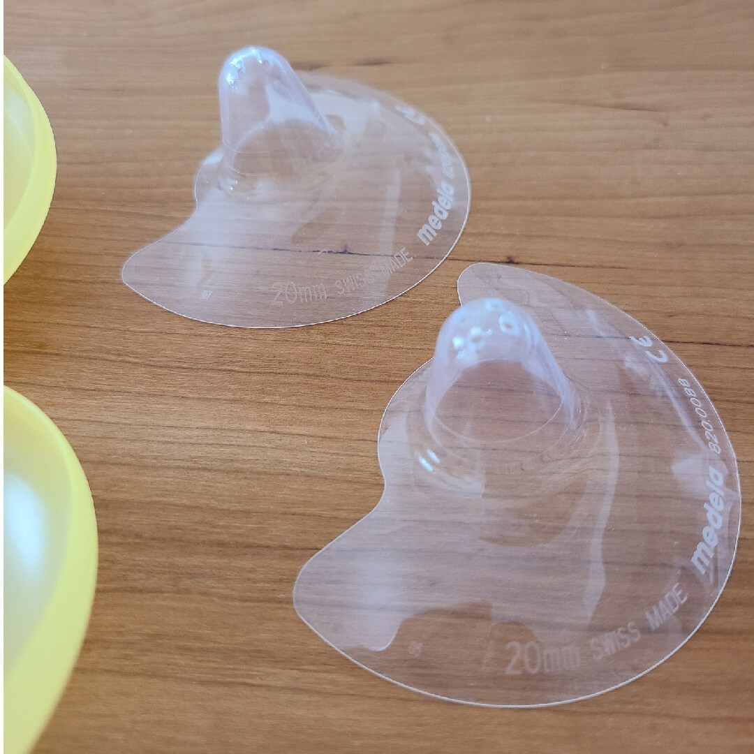 medela(メデラ)のMedela(メデラ) 乳頭保護器 コンタクトニップルシールド Mサイズ 20m キッズ/ベビー/マタニティの洗浄/衛生用品(その他)の商品写真