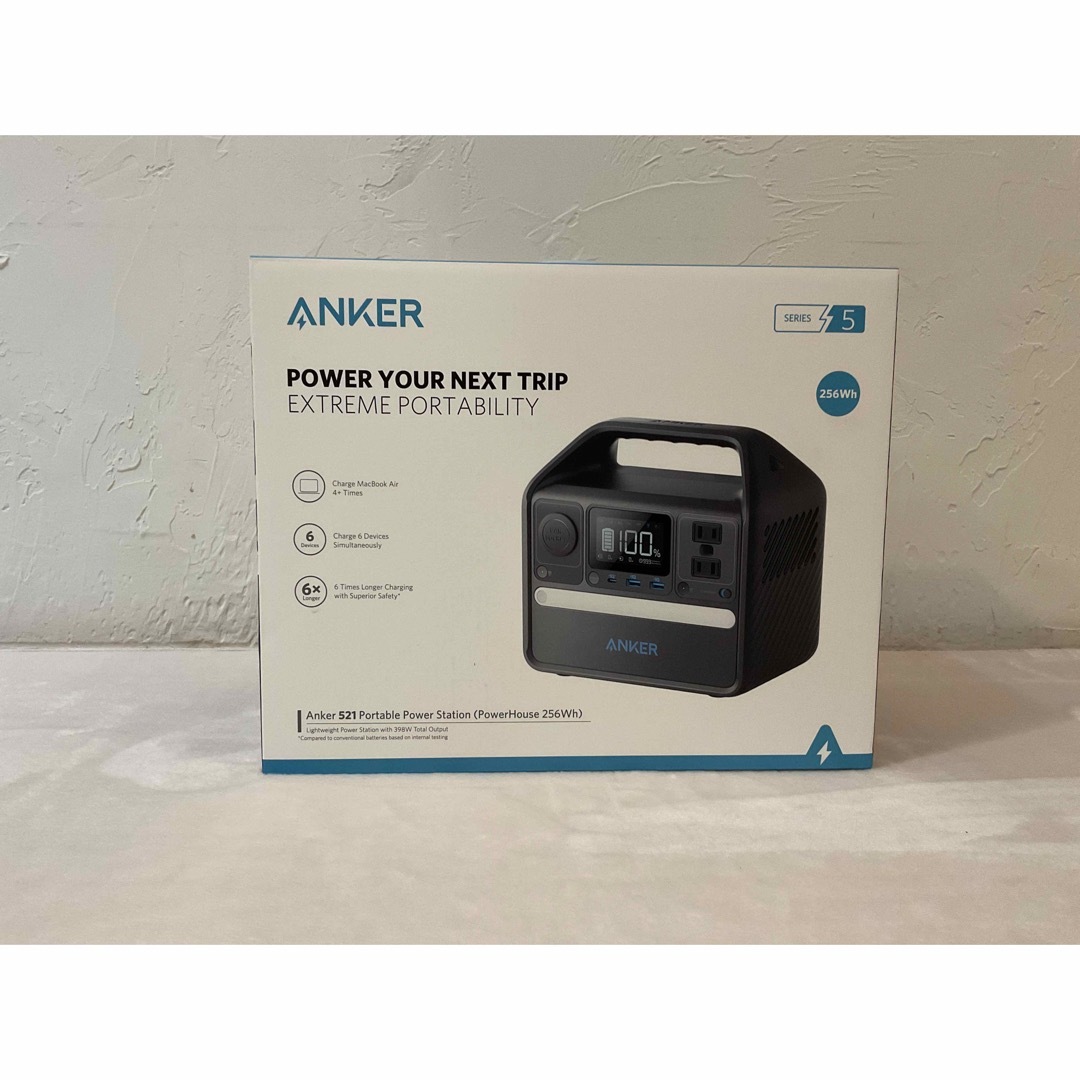 アンカーアンカー　Anker 521 Portable Power Station